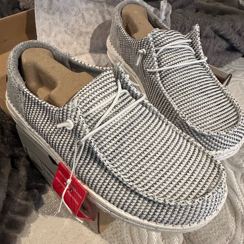 New, never worn Hey Dudes